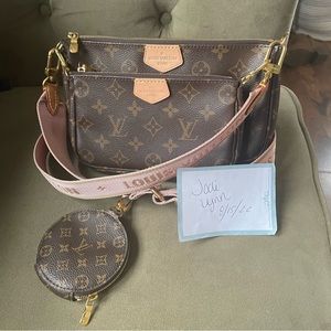 Louis Vuitton multi pochette